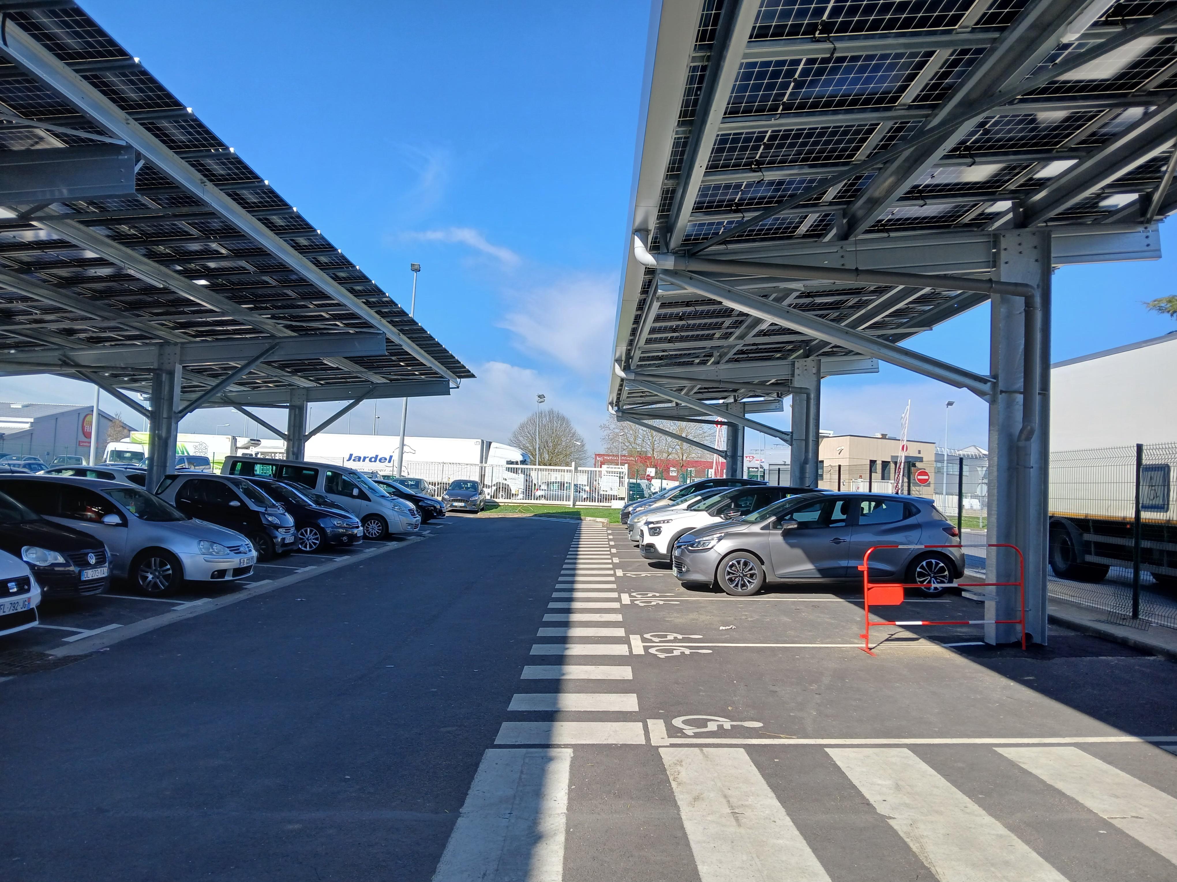 Première ombrière Athis-Mons